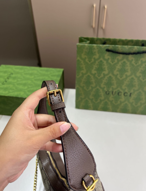 Bolso de hombro Ophidia tamaño pequeño