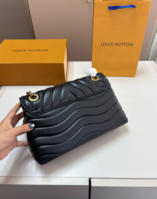 Bolso Wave Chain Bag MM