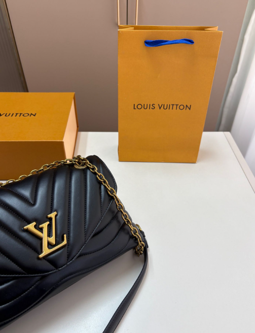 Bolso Wave Chain Bag MM